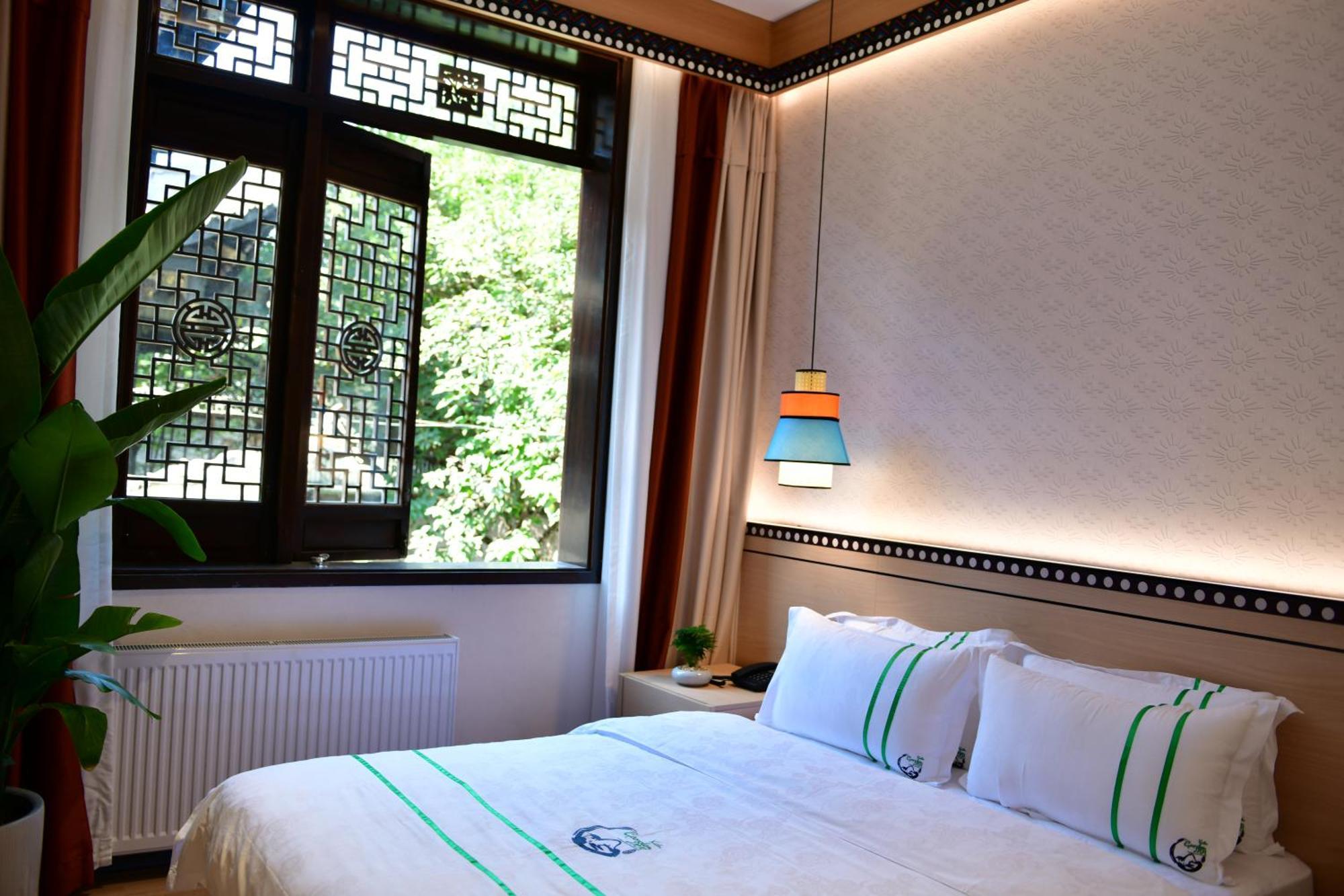 Xishu Garden Inn - Travel Agency Service - Car Rent Service - English Speaking Chengdu Eksteriør bilde
