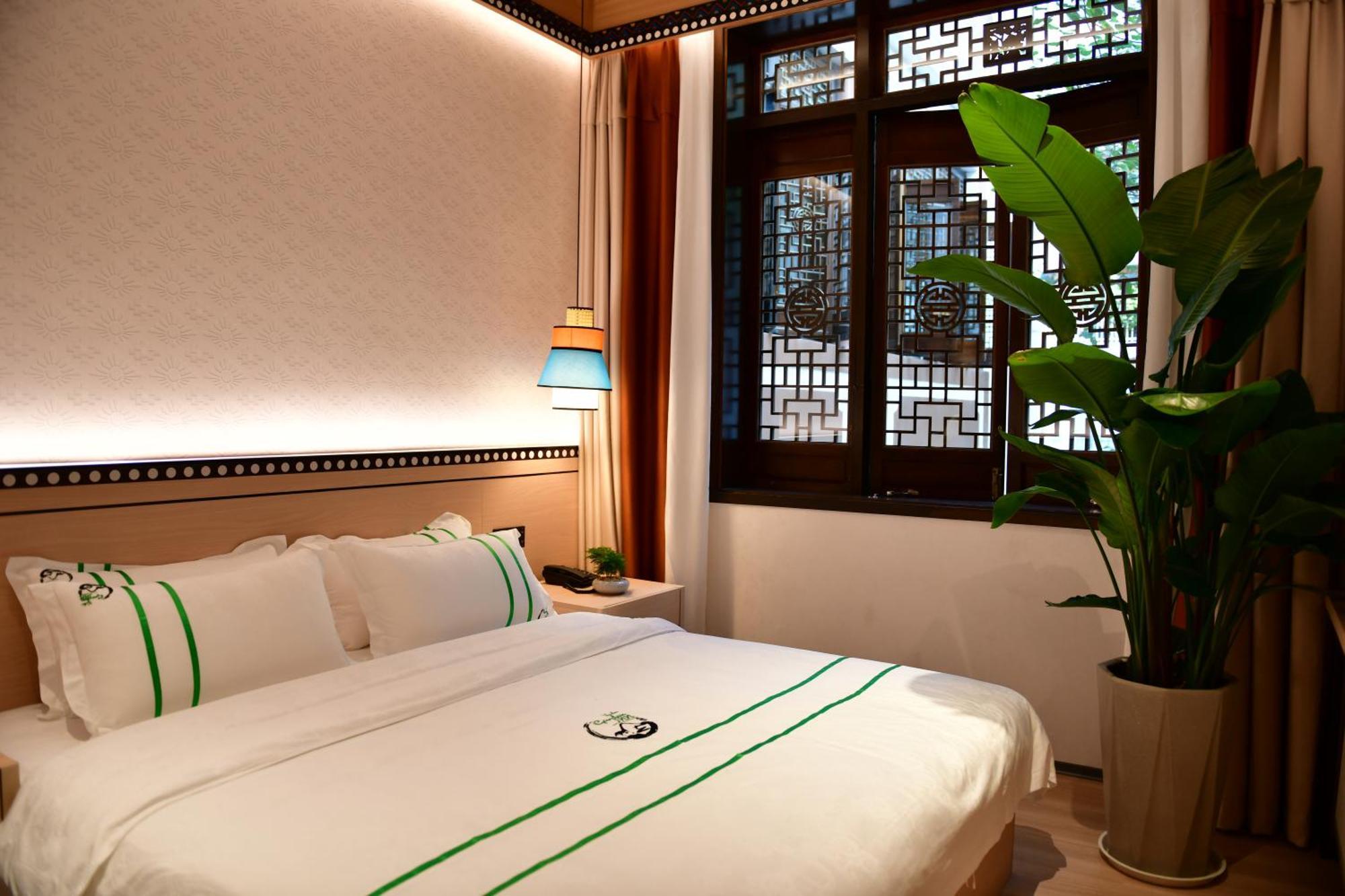 Xishu Garden Inn - Travel Agency Service - Car Rent Service - English Speaking Chengdu Eksteriør bilde